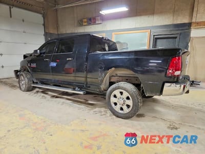 Drugie zdjęcie samochodu z przodu: 2014 RAM 2500 SLT VIN:3C6UR5ML6EG229737 - miniatura
