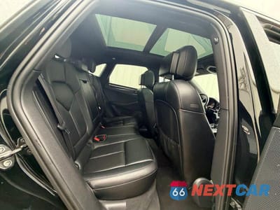 Zdjęcie 6 z 14 samochodu: 2015 PORSCHE MACAN S VIN:WP1AB2A51FLB54338 - miniatura