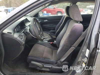 Zdjęcie 7 z 12 samochodu: 2010 HONDA ACCORD LX VIN:1HGCP2F33AA117218 - miniatura