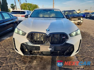 Piąte zdjęcie samochodu w środku: 2026 BMW X6 M60I VIN:5UX43EX05T9344658 - miniatura