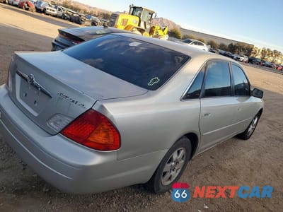 Trzecie zdjęcie samochodu z tyłu: 2001 TOYOTA AVALON XL VIN:4T1BF28B81U166930 - miniatura