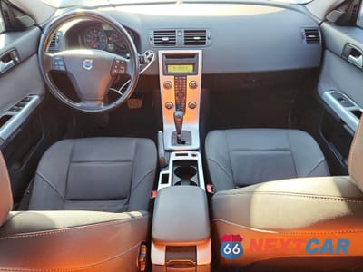 Zdjęcie 8 z 14 samochodu: 2011 VOLVO V50 T5 VIN:YV1672MW5B2633806 - miniatura