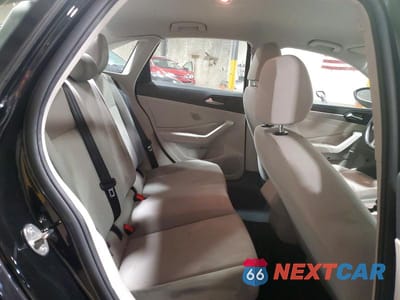 Zdjęcie 10 z 11 samochodu: 2019 VOLKSWAGEN JETTA S VIN:3VWC57BU1KM045808 - miniatura