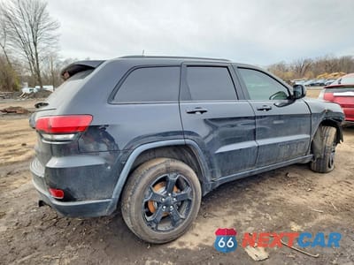 Trzecie zdjęcie samochodu z tyłu: 2019 JEEP GRAND CHEROKEE LAREDO VIN:1C4RJFAG0KC567393 - miniatura