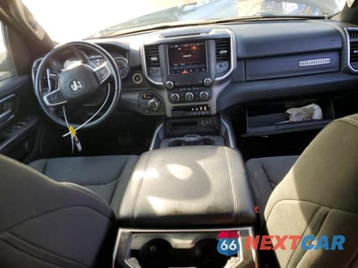 Zdjęcie 8 z 11 samochodu: 2023 DODGE RAM 1500 VIN:1C6RREBT9PN516234 - miniatura