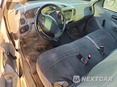 Zdjęcie 8 z 12 samochodu: 2000 FORD F150 VIN:1FTZF1828YNA12610 - miniatura