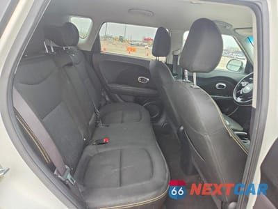 Zdjęcie 10 z 11 samochodu: 2016 KIA SOUL + VIN:KNDJP3A52G7342627 - miniatura