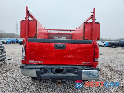 Zdjęcie 6 z 12 samochodu: 2013 GMC SIERRA C2500 HEAVY DUTY VIN:1GT01ZCG4DF243839 - miniatura