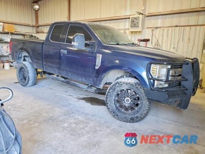 Czwarte zdjęcie samochodu z boku: 2018 FORD F250 SUPER DUTY VIN:1FT7X2B61JEB36973 - miniatura