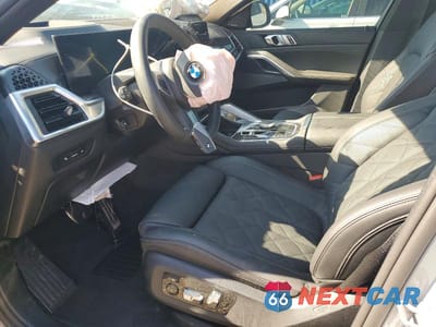 Zdjęcie 7 z 11 samochodu: 2026 BMW X6 XDRIVE40I VIN:5UX33EX06T9158395 - miniatura