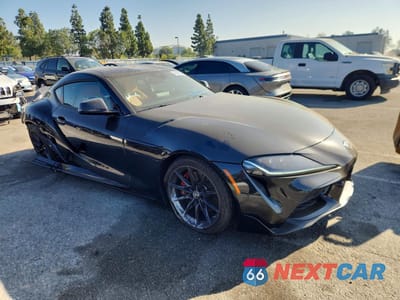 Czwarte zdjęcie samochodu z boku: 2026 TOYOTA GR SUPRA 3.0 PREMIUM VIN:WZ1DB0G0XTW071324 - miniatura