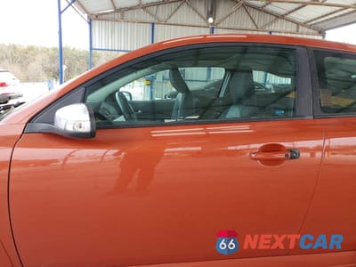 Zdjęcie 7 z 11 samochodu: 2011 VOLVO C30 T5 VIN:YV1672MK5B2199285 - miniatura