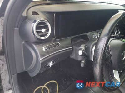 Zdjęcie 9 z 11 samochodu: 2017 MERCEDES-BENZ E 400 4MATIC VIN:WDDZF6GB8HA135061 - miniatura