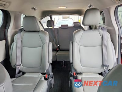 Zdjęcie 10 z 12 samochodu: 2022 TOYOTA SIENNA XLE 7-PASSENGER VIN:5TDJRKEC7NS089711 - miniatura