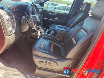 Zdjęcie 7 z 13 samochodu: 2021 GMC SIERRA K1500 AT4 VIN:1GTP9EED8MZ410849 - miniatura