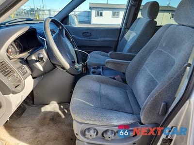 Zdjęcie 7 z 12 samochodu: 2005 KIA SEDONA LX VIN:KNDUP132056760935 - miniatura