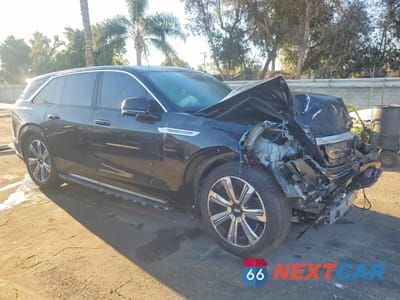 Czwarte zdjęcie samochodu z boku: 2025 CADILLAC ESCALADE IQ LUX-1 VIN:1GYTECKL0SU105778 - miniatura