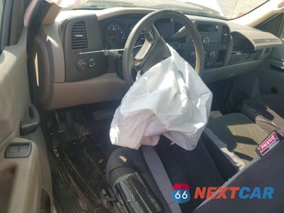 Zdjęcie 8 z 11 samochodu: 2011 CHEVROLET SILVERADO C1500 VIN:1GCNCPEX3BZ235793 - miniatura