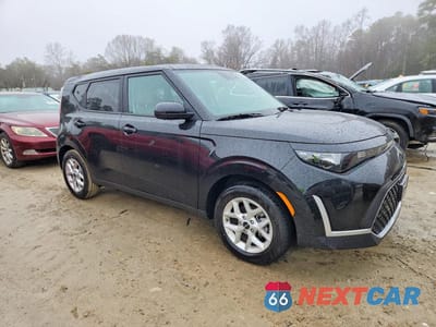 Czwarte zdjęcie samochodu z boku: 2025 KIA SOUL LX VIN:KNDJ23AU0S7950743 - miniatura