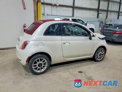 Trzecie zdjęcie samochodu z tyłu: 2015 FIAT 500 POP VIN:3C3CFFDR8FT653330 - miniatura