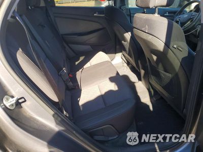 Zdjęcie 11 z 13 samochodu: 2017 HYUNDAI TUCSON SE VIN:KM8J33A44HU276423 - miniatura