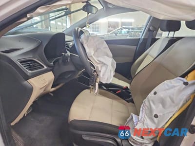 Zdjęcie 7 z 13 samochodu: 2022 HYUNDAI ACCENT SE VIN:3KPC24A64NE177912 - miniatura
