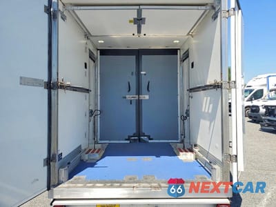 Zdjęcie 10 z 13 samochodu: 2020 FORD TRANSIT DELIVERY TRUCK VIN:1FDBW5Z88LKA75546 - miniatura