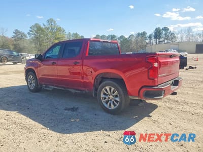 Drugie zdjęcie samochodu z przodu: 2021 CHEVROLET SILVERADO C1500 CUSTOM VIN:3GCPWBEKXMG333939 - miniatura