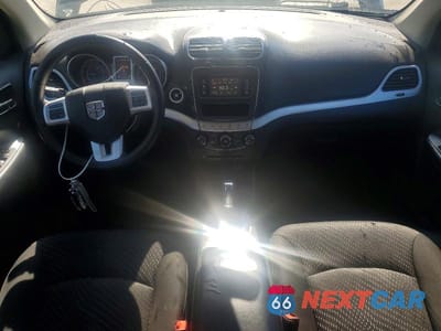 Zdjęcie 8 z 13 samochodu: 2018 DODGE JOURNEY SXT VIN:3C4PDCBB4JT375669 - miniatura
