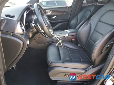 Zdjęcie 7 z 12 samochodu: 2022 MERCEDES-BENZ GLC 300 4MATIC VIN:W1N0G8EB3NV394732 - miniatura