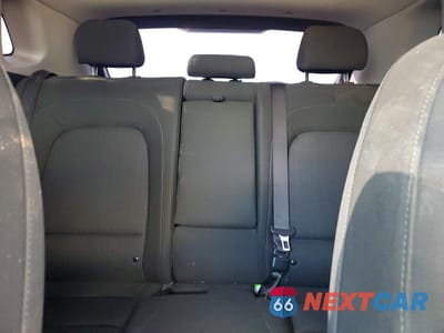 Zdjęcie 10 z 14 samochodu: 2022 HYUNDAI KONA SEL VIN:KM8K3CAB1NU911967 - miniatura