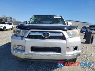 Piąte zdjęcie samochodu w środku: 2012 TOYOTA 4RUNNER SR5 VIN:JTEBU5JR7C5096395 - miniatura
