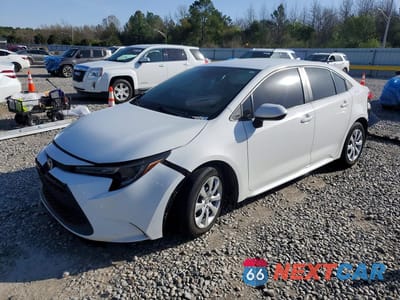 2022 TOYOTA COROLLA LE 5YFEPMAE4NP375809 - główne zdjęcie licytacji z USA - miniatura