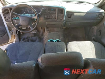 Zdjęcie 8 z 11 samochodu: 2002 CHEVROLET SILVERADO C2500 HEAVY DUTY VIN:1GCHC29U02E114095 - miniatura