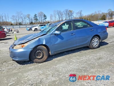 2004 TOYOTA CAMRY LE 4T1BE32K74U791986 - główne zdjęcie licytacji z USA - miniatura