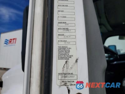 Zdjęcie 10 z 10 samochodu: 2020 KENWORTH CONSTRUCTION T680 VIN:1XKYA48X2LJ393317 - miniatura