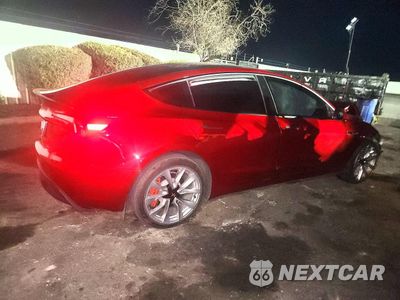 Trzecie zdjęcie samochodu z tyłu: 2025 TESLA MODEL 3 VIN:5YJ3E1EA0SF904098 - miniatura