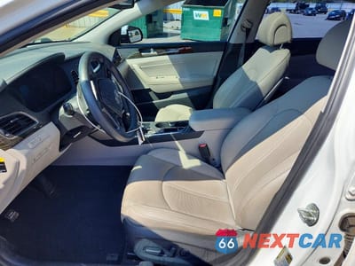 Zdjęcie 7 z 12 samochodu: 2017 HYUNDAI SONATA LIMITED VIN:5NPE34AF1HH549289 - miniatura