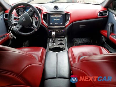Zdjęcie 8 z 12 samochodu: 2019 MASERATI GHIBLI S VIN:ZAM57YTL4K1319173 - miniatura