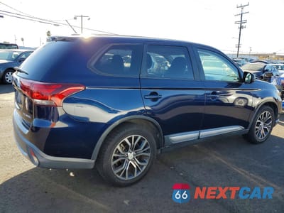 Trzecie zdjęcie samochodu z tyłu: 2016 MITSUBISHI OUTLANDER ES VIN:JA4AD2A3XGZ000102 - miniatura