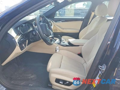 Zdjęcie 7 z 12 samochodu: 2019 BMW 530 XI VIN:WBAJA7C59KWW46944 - miniatura