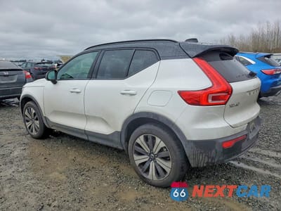 Drugie zdjęcie samochodu z przodu: 2023 VOLVO XC40 RECHARGE PLUS VIN:YV4ED3UW5P2969010 - miniatura