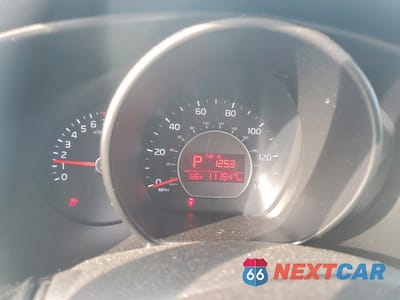 Zdjęcie 9 z 11 samochodu: 2016 KIA SOUL BASE VIN:KNDJN2A23G7251999 - miniatura