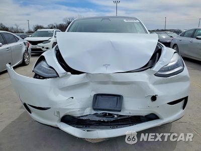 Piąte zdjęcie samochodu w środku: 2023 TESLA MODEL Y VIN:7SAYGDEEXPA059868 - miniatura