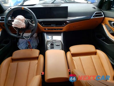 Zdjęcie 8 z 12 samochodu: 2025 BMW 330I VIN:3MW69CW02S8F21008 - miniatura