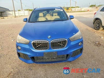 Piąte zdjęcie samochodu w środku: 2017 BMW X1 SDRIVE28I VIN:WBXHU7C30H5H38763 - miniatura