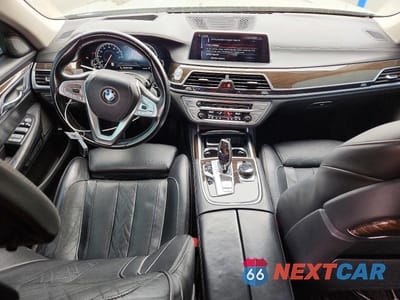 Zdjęcie 8 z 12 samochodu: 2016 BMW 750 XI VIN:WBA7F2C5XGG420282 - miniatura