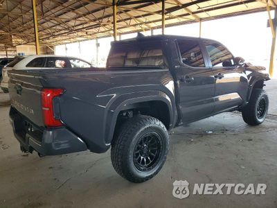 Trzecie zdjęcie samochodu z tyłu: 2025 TOYOTA TACOMA SR5 VIN:3TMLB5JN5SM167498 - miniatura