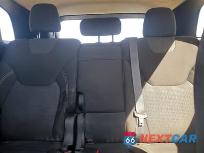 Zdjęcie 10 z 12 samochodu: 2015 JEEP CHEROKEE LATITUDE VIN:1C4PJMCB5FW755702 - miniatura