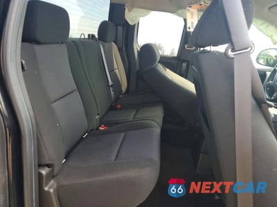 Zdjęcie 10 z 13 samochodu: 2011 CHEVROLET SILVERADO K1500 LT VIN:1GCRKSE31BZ138970 - miniatura